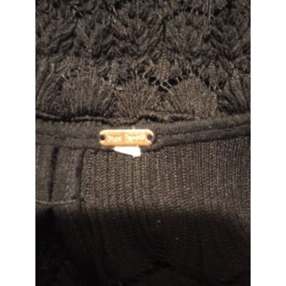 Free People Women's Size XSmall Black Top With Lace Panals - Picture 5 of 5